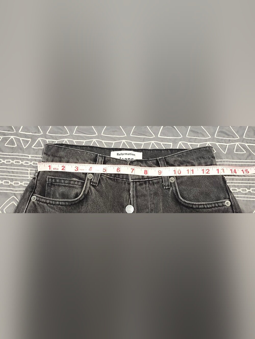 Reformation Cynthia Patch High Rise Straight Cropped Jeans In Black Size 25 - Picture 8 of 9